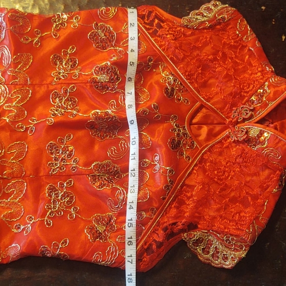 Formal woman's Chinese dress - Picture 11 of 11